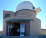 Entrada a l'Observatori: Entrada a la cúpula de l'Observatori, on hi ha el Telescopi Joan Oró (el més gran de Catalunya).